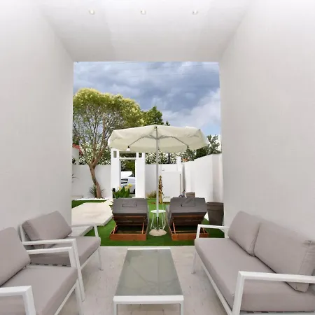 4 Elements Seaside Luxury By Rentalspro Services Halkidiki Apartamento Nea Moudania